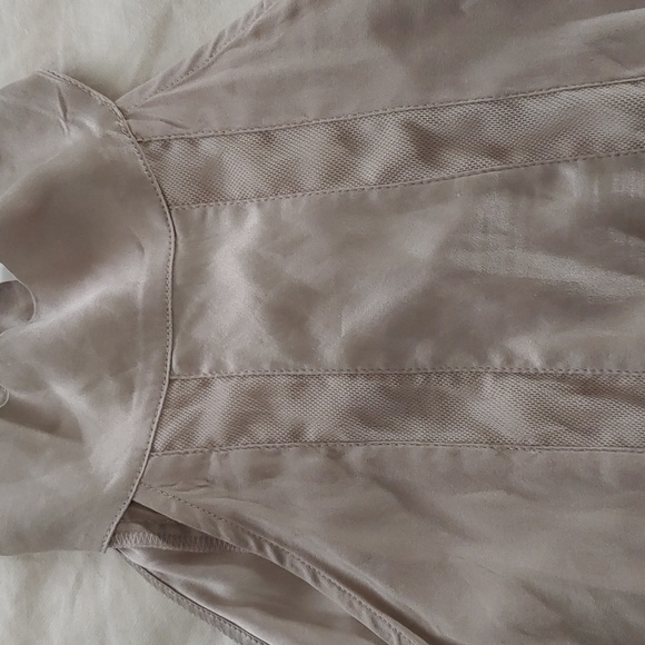 Women's Marciano Sleeveless Silk Top - Picture 4 of 8